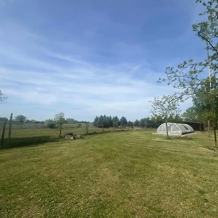 Vakantiehuis Nyugalom Szigete Vendeghaz *