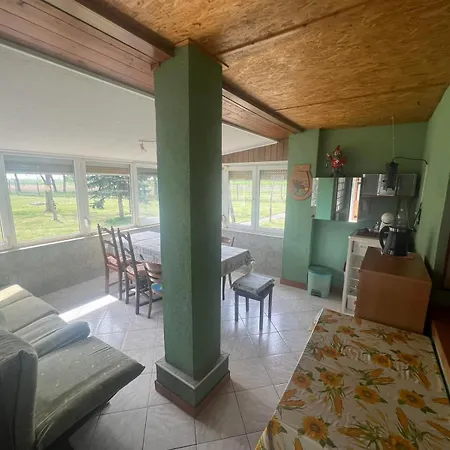 Nyugalom Szigete Vendeghaz *