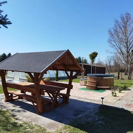 Nyugalom Szigete Vendeghaz Vakantiehuis Bocsa