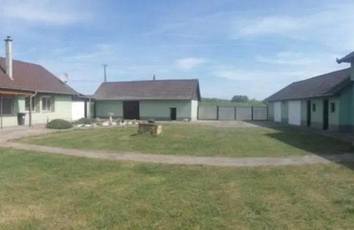 Сasa de vacaciones Nyugalom Szigete Bocsa