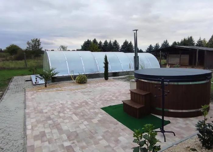 Nyugalom Szigete Сasa de vacaciones *